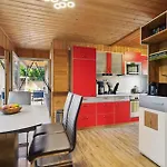 Beach Front Home In Zeulenroda-Triebes With Sauna