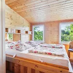Beach Front Home In Zeulenroda-Triebes With Sauna Ferienhaus