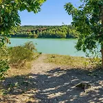 Beach Front Home In Zeulenroda-Triebes With Sauna *